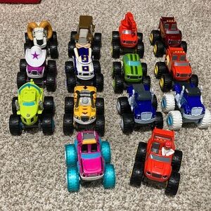 Blaze and the Monster Machines Lot (including RARE Watts)